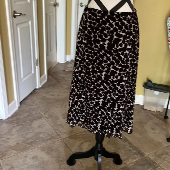 BCBG Maxazria - Picture 4 of 6